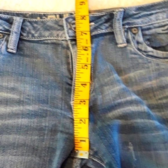 Bullhead Sz 1 Distressed Modest Denim Shorts - Picture 10 of 11